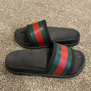 Gucci flops